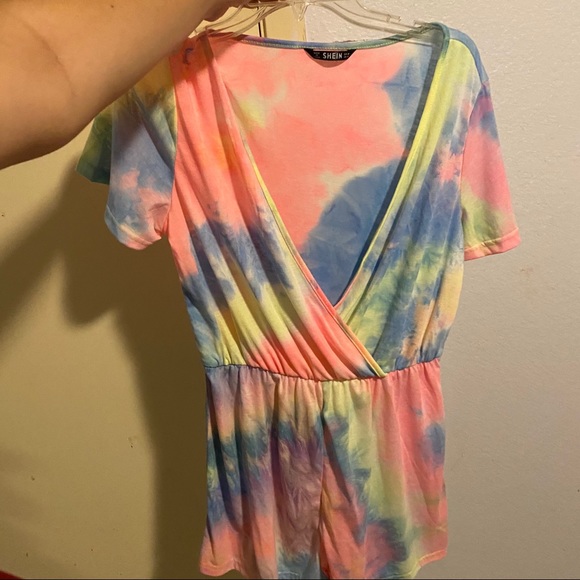 Romper - Picture 2 of 4